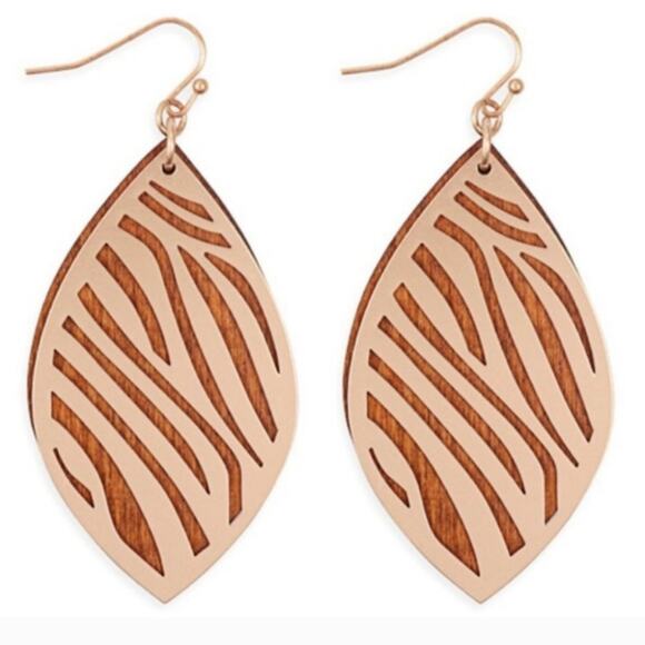 Boho Chic Wood Filigree Layered Leaf Dangle Earrings - Picture 2 of 6